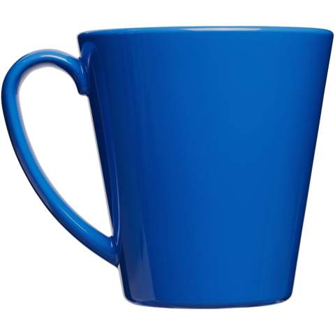 Durable, single-wall plastic mug. Volume capacity is 350 ml. Made in the UK.