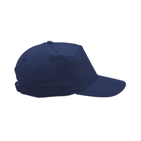 Stoere baseballcap van extra zware kwaliteit. Van 100% gekamd katoen met voorgevormde klep en verstelbare, metalen clipsluiting aan achterzijde.