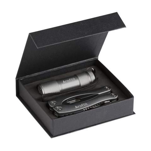 Functional and complete gift set: 9-piece stainless steel multi tool with 12 functions (tongs, wire stripper, saw, 2 screwdrivers, can opener, cap lifter, file, knife, phillips screwdriver, fish scraper, hook removal tool) and aluminium handle and metallic look. Aluminium flashlight (Ø 2.7 x 9 cm) with 9 bright white energy-efficient LED lights and detachable loop. batteries incl. Please note local rules may apply regarding the possession and/or carrying of knives or multitools in public. Items supplied as a set with, each set individually boxed.