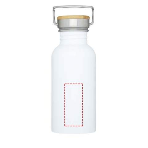 Single-walled stainless steel bottle with screw-on lid. The lid features a bamboo top, as well as a handle for easy carrying. Volume capacity is 550 ml. Presented in an Avenue gift box.