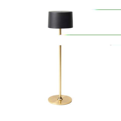 Verlicht je ruimte met de Nauro RCS tafellamp. Gemaakt van gerecycled plastic met ijzeren accenten, is deze lamp zowel stijlvol als praktisch. Raak eenvoudig de bovenkant aan om het licht in te schakelen en uit te schakelen. Oplaadbaar via USB-C, kabel inbegrepen. Gecertificeerd door RCS (Recycled Claim Standard), garandeert de RCS-certificering dat de gehele toeleveringsketen van gerecyclede materialen is gecertificeerd. Het totale gerecyclede gehalte is gebaseerd op het totale productgewicht. Dit product bevat 10% RCS-gecertificeerd gerecycled ABS.<br /><br />Lightsource: LED