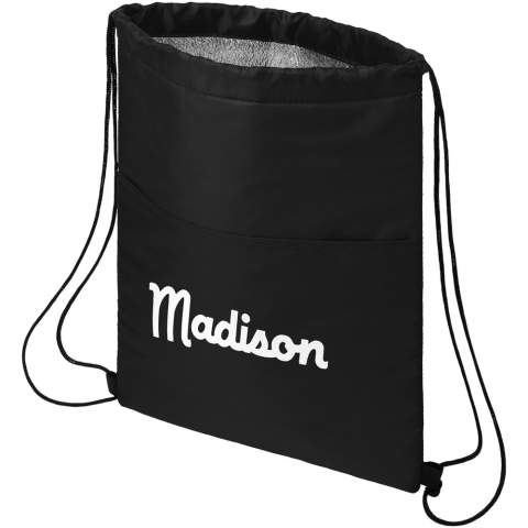 Drawstring cooler bag with string closure in black colour. Features an open front pocket. Fits 12 cans. Resistance up to 5 kg weight.