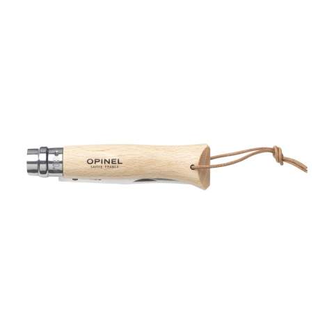 Couteau de poche conçu par Opinel. La lame de ce couteau est en acier inoxydable Sandvik 12C27. Le manche est en bois de hêtre, recouvert d'une couche de vernis pour le protéger de l'humidité et de la saleté. 95% du bois provient d'entreprises françaises gérées durablement. La poignée est munie d'un cordon en cuir. Lorsqu'il est ouvert, le couteau a une longueur de 19 cm et est sécurisé par un système de verrouillage Virobloc®. Ce couteau est idéal pour les pique-niques, les barbecues, la pêche ou le repérage. Un couteau de poche de tous les jours qui peut être utilisé pour un large éventail de tâches. Fabriqué en France. Attention, la législation en vigueur s'applique concernant la possession et / ou le transport de couteaux ou d'outils multifonctions en public.