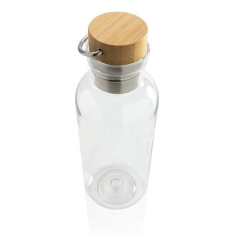This RPET water bottle is single-wall constructed and features a stylish FSC-certified bamboo lid. It also features a handle for easy carrying. The body of the bottle is made from 100% RCS certified RPET. RCS certification ensures a completely certified supply chain of the recycled materials. Hand wash only. This product is for cold drinks only. Total recycled content: 56% based on total item weight. BPA free. Capacity 680ml. Including FSC®-certified kraft packaging.