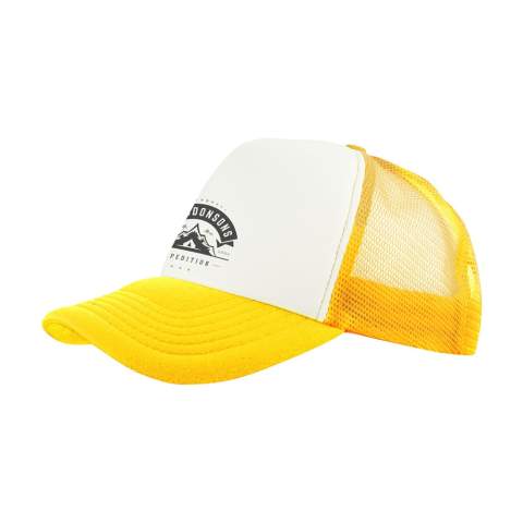 Baseball cap with pre-shaped foam front, foam flap and plastic backside in mesh fabric for optimal ventilation. Adjustable plastic strap.