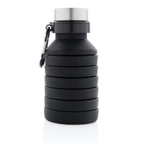 Save 50% space thanks to this smartly designed collapsible silicone bottle. With its capacity of 550ml you can keep yourself hydrated while out and about doing your outdoor activities. Made out of 100% food grade silicone material, it is flexible and easy to clean. A handy carabiner enables you to hook the bottle onto your bag for easy carrying. BPA free.