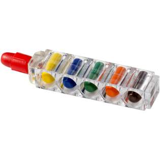 6 crayons de cire de couleur dans boîtier transparent. Marquage indisponible sur les composants.