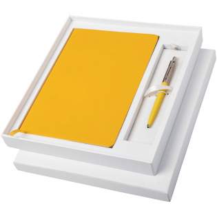 Coffret cadeau avec cahier et stylo au design exclusif. N'importe quel stylo Parker Jotter peut être combiné avec le carnet rigide JournalBooks Classic (106181), le carnet flexible Classic (106808) ou le carnet relié Nova (107395). Le stylo et le carnet ne sont pas inclus dans cet produit et doivent être achetés séparément.