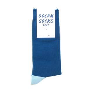 WoW! Socks made from 94% recycled PET (ocean plastic) and 6% recycled Elastan. One size fits all (41-46). Sustainable and environmentally friendly.
By wearing these recycled socks, you are saying yes to a waste-free world. You are part of the social plastic revolution.
With the purchase of this product you support Plastic Bank®: A social enterprise, headquartered in Canada, which aims to clean up plastic waste from our oceans while providing valuable opportunities for impoverished communities. Plastic Bank® offers residents of Haiti, the Philippines, Indonesia and other regions cash or vouchers in exchange for the waste they collect, which then goes on to be recycled into products. The brand is known as Social Plastic®.  Each item is supplied in an individual brown cardboard box.