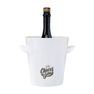 WoW! Champagne cooler is made from 100% Ocean Bound Plastic from Plastic Bank®. Fill this cooler with ice cubes and serve your champagne wonderfully chilled. Also suitable for keeping other drinks cool. Capacity 3,500ml.
With the purchase of this product you support Plastic Bank®: A social enterprise, headquartered in Canada, which aims to clean up plastic waste from our oceans while providing valuable opportunities for impoverished communities. Plastic Bank® offers residents of Haiti, the Philippines, Indonesia and other regions cash or vouchers in exchange for the waste they collect, which then goes on to be recycled into products. The brand is known as Social Plastic®.