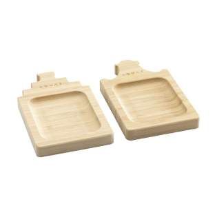 Set of 3 tappas boards from Woodlane©. In the standard shape of a house with neck gable, bell gable or stepped gable. Made of high-quality and durable bamboo. Can be used to serve all kinds of snacks. A great eyecatcher in the kitchen and on the table.