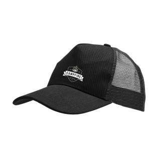 WoW! 5-panel trucker cap with a contoured curved peak made from 60% brushed recycled cotton and 40% recycled polyester. The rear of this cap has a mesh structure (polyester) for optimal ventilation. Velcro closure for easy adjustment.