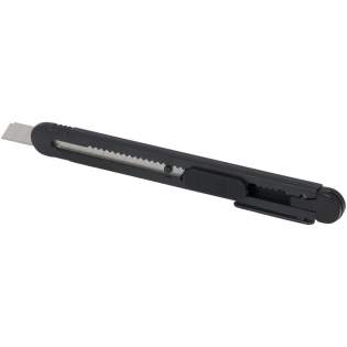 Couteau rétractable avec lame interchangeable de 80x9 mm, à 12 segments. Outil intégré pour casser la lame et clip de poche.